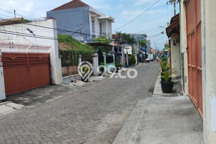 Rumah Modern Cantik 2 KT Bisa Langsung Pindah di Kenjeran Rumah Modern Cantik 2 KT Bisa Langsung Pindah di Kenjeran