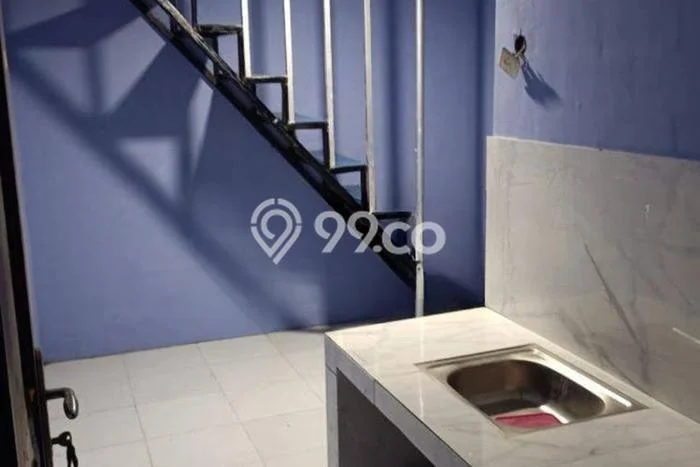 Rumah Luas Asri 16 KT Siap Huni di Banyu Urip Surabaya Rumah Luas Asri 16 KT Siap Huni di Banyu Urip Surabaya