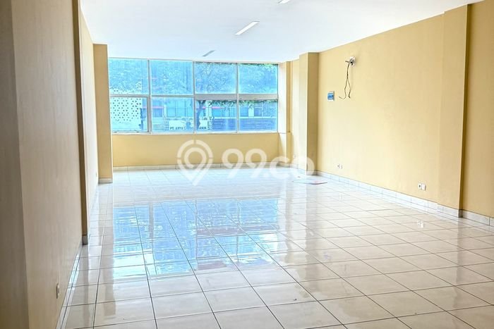 Ruko Komersial Dijual di BSD Tangerang Selatan LT 75m2 & LB 300m2 Ruko Komersial Dijual di BSD Tangerang Selatan LT 75m2 & LB 300m2