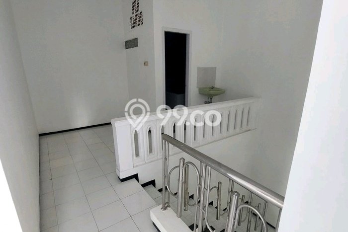 Jual Segera Rumah LT 250m2m² / LB 220m2m² di Kawasan Komersial Dieng Tidar, Malang Jual Segera Rumah LT 250m2m² / LB 220m2m² di Kawasan Komersial Dieng Tidar, Malang