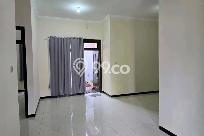 PREMIUM CHOICE! Rumah kawasan Pondok Tjandra, 3 KT, Area Strategis, LT 135m2m² Bangunan 91m2m² PREMIUM CHOICE! Rumah kawasan Pondok Tjandra, 3 KT, Area Strategis, LT 135m2m² Bangunan 91m2m²