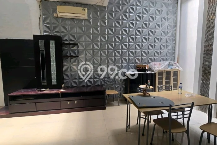 Disewakan! Rumah 4 Kamar Tidur &
3 Kamar Mandi di Pakuwon City, Surabaya Disewakan! Rumah 4 Kamar Tidur &
3 Kamar Mandi di Pakuwon City, Surabaya
