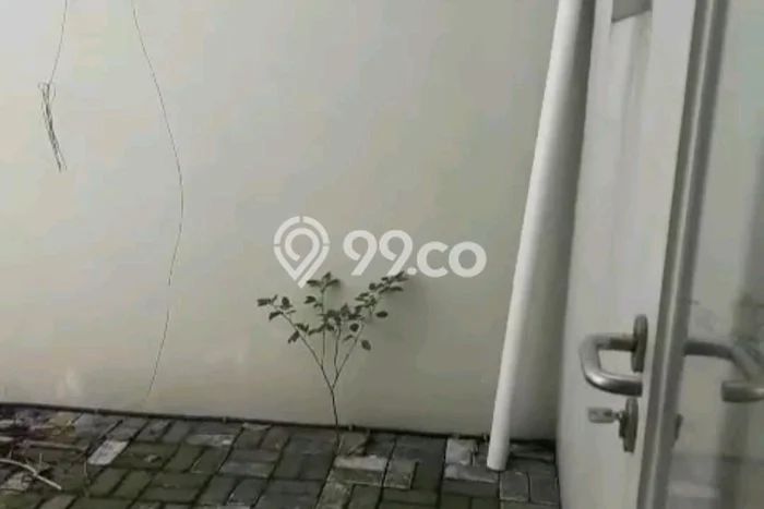 Rumah Disewakan Surabaya LT 180m2 LB 300m2 Area Citraland Rumah Disewakan Surabaya LT 180m2 LB 300m2 Area Citraland
