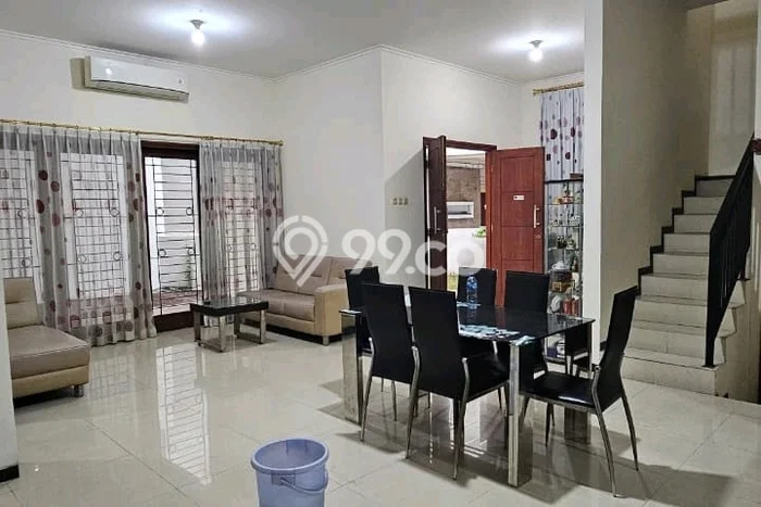 Sewa Rumah Murah di Keputih Surabaya dengan 4 KT Sewa Rumah Murah di Keputih Surabaya dengan 4 KT