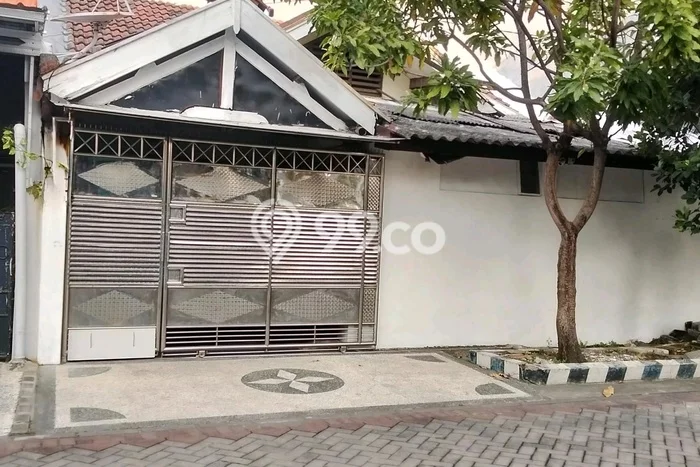 Rumah Modern Cantik 4 Kamar Bisa Langsung Pindah di Wiyung Rumah Modern Cantik 4 Kamar Bisa Langsung Pindah di Wiyung