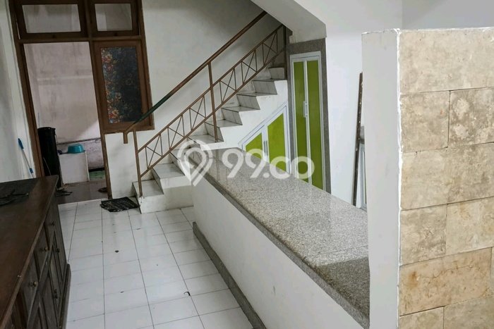 Unit Ruko Dijual di Gayungan Surabaya Luas Tanah 76m2, Luas Bangunan 267m2 Unit Ruko Dijual di Gayungan Surabaya Luas Tanah 76m2, Luas Bangunan 267m2