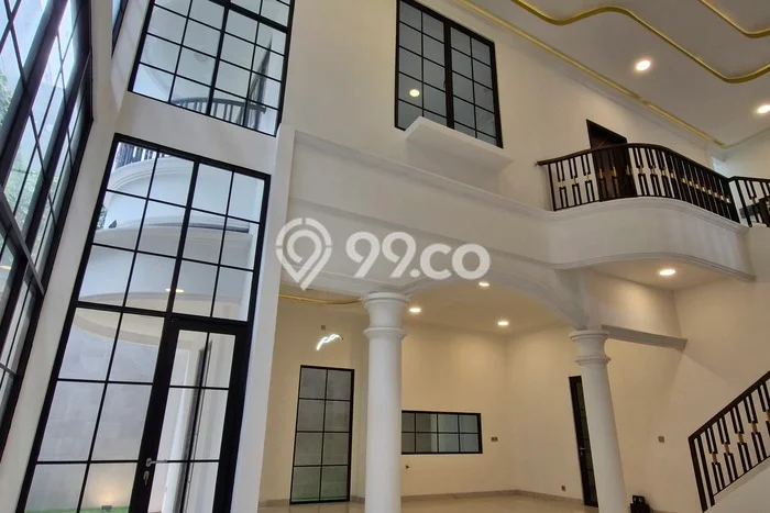 For Sale! Luxury House LT 313m2 Desain Modern di Tomang For Sale! Luxury House LT 313m2 Desain Modern di Tomang
