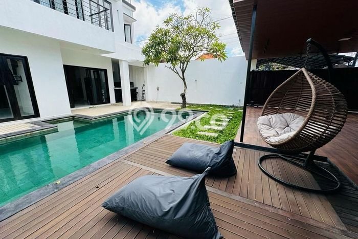 LIMITED OFFER! Rumah Premium di Kerobokan Kelod, LT 257m² LB 450m² LIMITED OFFER! Rumah Premium di Kerobokan Kelod, LT 257m² LB 450m²