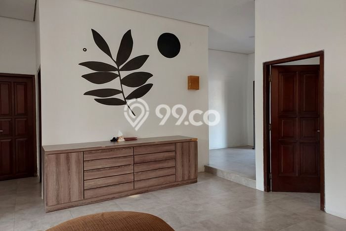 LOKASI TERBAIK! Rumah di Canggu, 3 KT, Lingkungan Elite, Luas 275m² Bangunan 220m² LOKASI TERBAIK! Rumah di Canggu, 3 KT, Lingkungan Elite, Luas 275m² Bangunan 220m²
