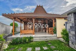 SPECIAL PRICE! Rumah area Kerobokan, 3 KM, Dekat Pusat Kota, LT 200m² Bangunan 130m² SPECIAL PRICE! Rumah area Kerobokan, 3 KM, Dekat Pusat Kota, LT 200m² Bangunan 130m²