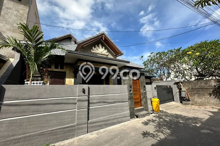 Rumah di Panjer, 2 KM, Lingkungan Elite, LT 125m² LB 100m² Rumah di Panjer, 2 KM, Lingkungan Elite, LT 125m² LB 100m²