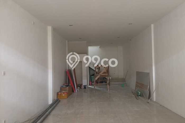 Ruko Lokasi Strategis Kawasan Sesetan, Luas 176m², Disewakan, Pusat Komersial Ruko Lokasi Strategis Kawasan Sesetan, Luas 176m², Disewakan, Pusat Komersial