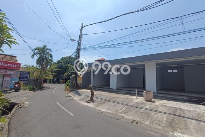 AREA BISNIS! Komersial di Panjer, Luas 35m², Lokasi Strategis AREA BISNIS! Komersial di Panjer, Luas 35m², Lokasi Strategis