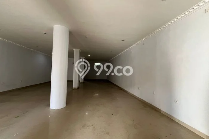 Disewakan Ruko di Kawasan Ramai Sesetan Luas 420m2 Disewakan Ruko di Kawasan Ramai Sesetan Luas 420m2
