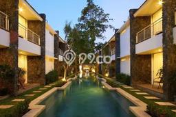 POTENSI BESAR! Hotel Kawasan , Luas 2200m2m², Pusat Komersial POTENSI BESAR! Hotel Kawasan , Luas 2200m2m², Pusat Komersial