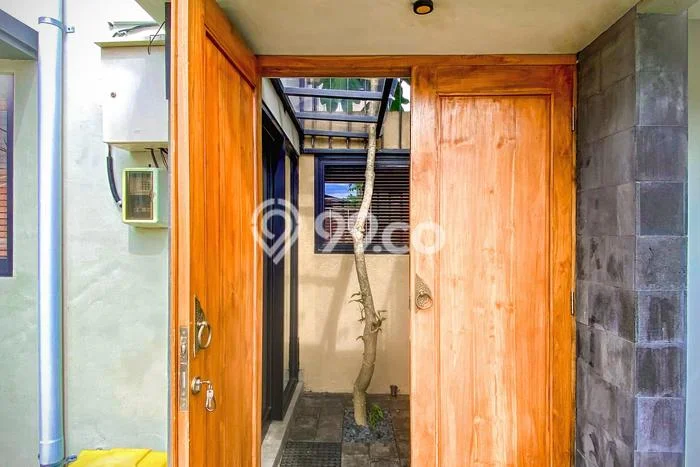 Disewakan! Rumah 1 Kamar Tidur &
1 Kamar Mandi di Sanur, Denpasar Disewakan! Rumah 1 Kamar Tidur &
1 Kamar Mandi di Sanur, Denpasar