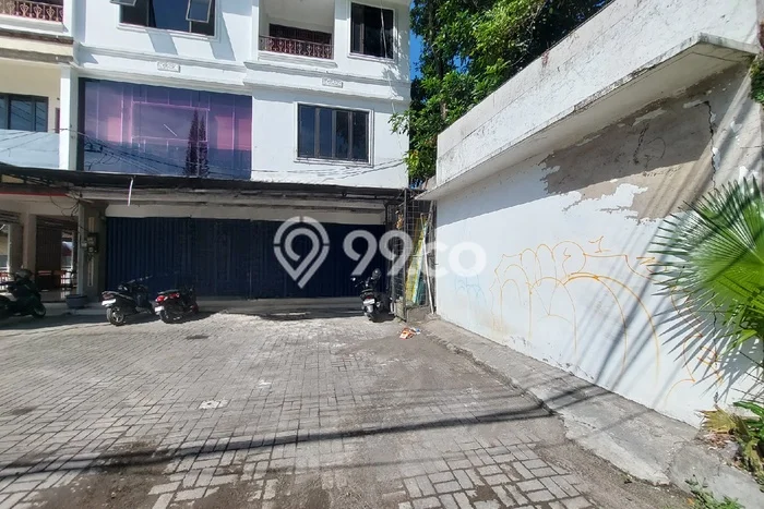 Unit Ruko Tersedia di Gatot Subroto Spesifikasi LB 216m2 Unit Ruko Tersedia di Gatot Subroto Spesifikasi LB 216m2