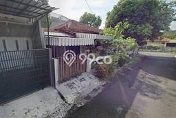 Jual Rumah Favorit Siap Huni LB 200m2 di Semarang Barat, Semarang Jual Rumah Favorit Siap Huni LB 200m2 di Semarang Barat, Semarang