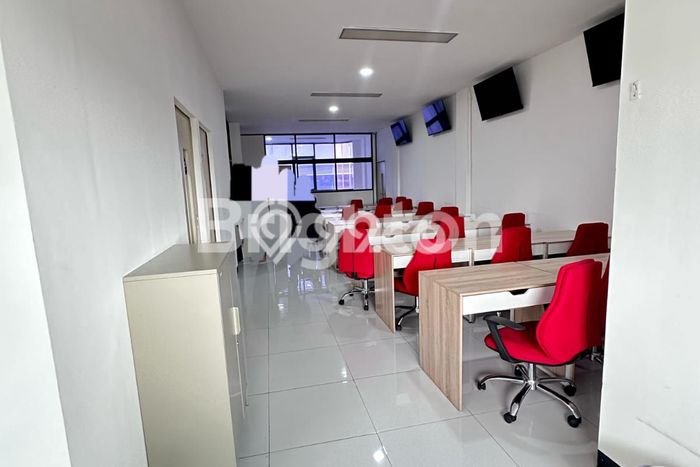 Unit Ruko Dijual di Lebak Bulus Jakarta Selatan Luas Tanah 291m2, Luas Bangunan 873m2 Unit Ruko Dijual di Lebak Bulus Jakarta Selatan Luas Tanah 291m2, Luas Bangunan 873m2