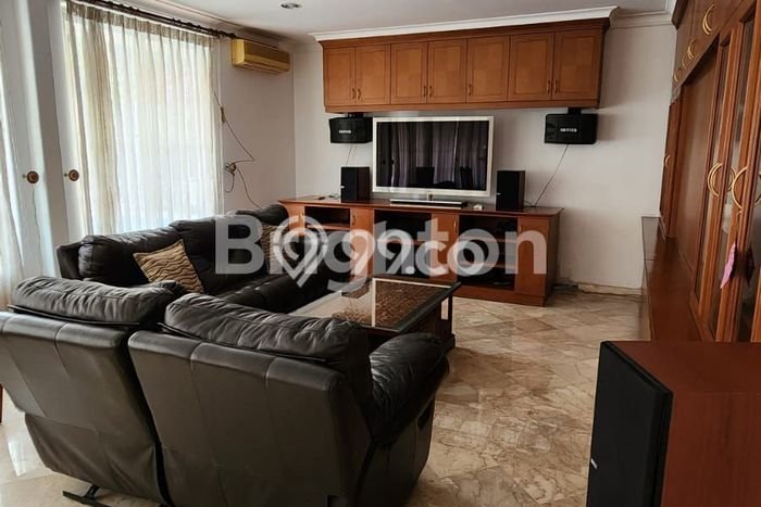 Rumah area Lippo Karawaci, Lingkungan Strategis, 6 KT Rumah area Lippo Karawaci, Lingkungan Strategis, 6 KT