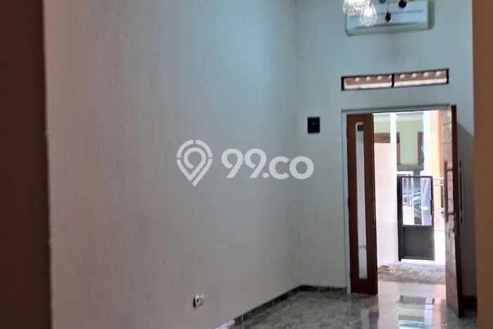 For Sale Hunian Rumah Nyaman 4 KT di Kalisari, Jakarta Timur For Sale Hunian Rumah Nyaman 4 KT di Kalisari, Jakarta Timur