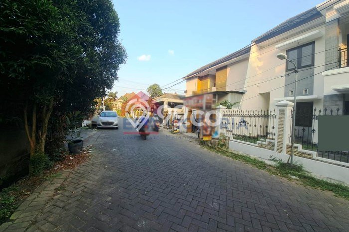 Lokasi terbaik! Rumah siap huni dikontrakkan di Lowokwaru LB 180m2 Lokasi terbaik! Rumah siap huni dikontrakkan di Lowokwaru LB 180m2
