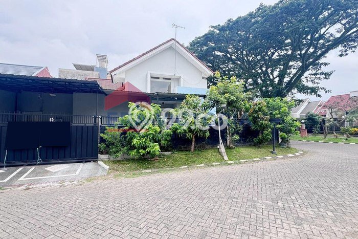 KESEMPATAN TERBAIK! Rumah area Malang Kota, 2 KM, Ready, Luas 215m2m² LB 170m2m² KESEMPATAN TERBAIK! Rumah area Malang Kota, 2 KM, Ready, Luas 215m2m² LB 170m2m²