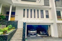 For Sale Rumah Elit Exclusive di Kebayoran Baru, Jakarta Selatan For Sale Rumah Elit Exclusive di Kebayoran Baru, Jakarta Selatan