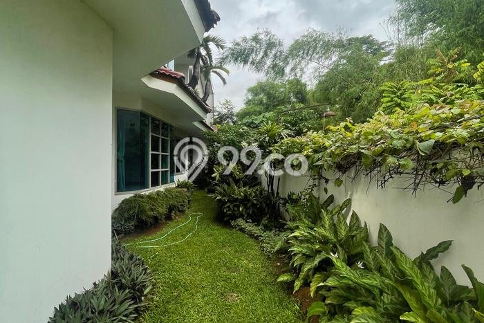 For Sale Rumah Mewah Exclusive di Kebayoran Lama, Jakarta Selatan For Sale Rumah Mewah Exclusive di Kebayoran Lama, Jakarta Selatan