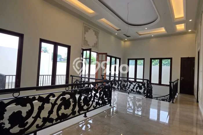 Ready to Use! Premium House LT 400m2 Desain Elegan di Depok I Ready to Use! Premium House LT 400m2 Desain Elegan di Depok I