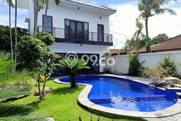 For Sale Vila di , Area 638m2m², Area Asri For Sale Vila di , Area 638m2m², Area Asri
