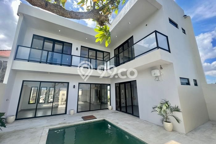 Vila di , Area 200m2m², Akses ke Fasilitas Umum Vila di , Area 200m2m², Akses ke Fasilitas Umum