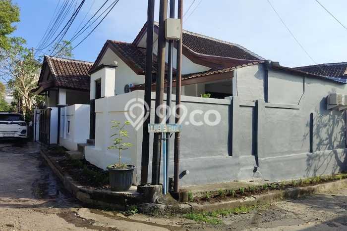 Rumah di Balangan, 2 KT, Design Modern, Luas 125m² Bangunan 100m² Rumah di Balangan, 2 KT, Design Modern, Luas 125m² Bangunan 100m²