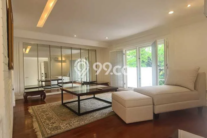 Disewakan! Rumah 4 Kamar Tidur &
4 Kamar Mandi di Pondok Indah, Jakarta Selatan Disewakan! Rumah 4 Kamar Tidur &
4 Kamar Mandi di Pondok Indah, Jakarta Selatan