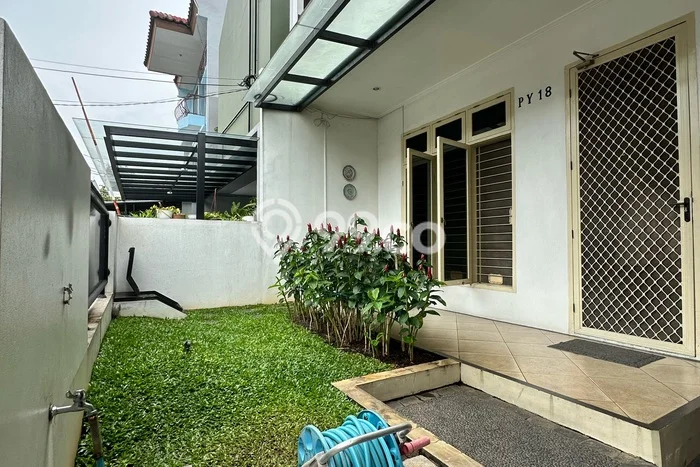 Rumah Luxury Siap Huni di Jakarta Selatan Fasilitas Lengkap Rumah Luxury Siap Huni di Jakarta Selatan Fasilitas Lengkap