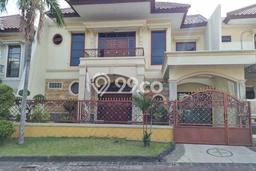 Rumah 4 KT 4 KM LT 258m2m², LB 250m2m² di Dukuh Pakis, Surabaya Rumah 4 KT 4 KM LT 258m2m², LB 250m2m² di Dukuh Pakis, Surabaya