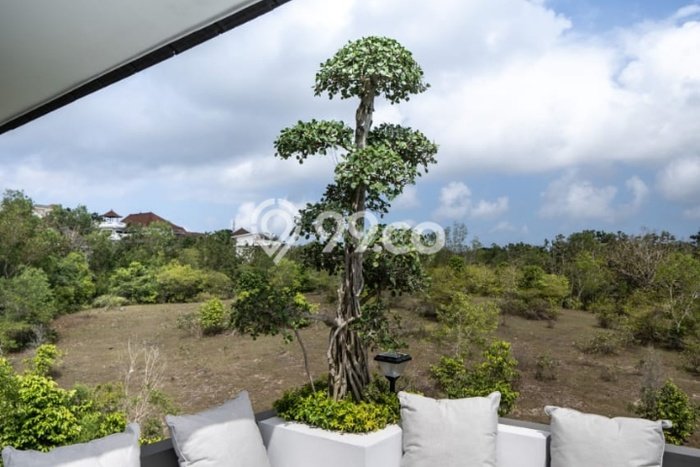 HOT DEAL! Vila di , Area 354m2m², Lokasi Strategis HOT DEAL! Vila di , Area 354m2m², Lokasi Strategis