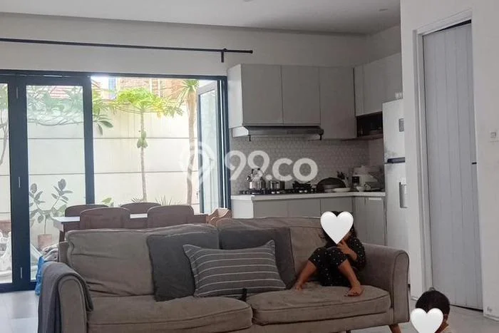 PROMO SPESIAL! Dijual Rumah Berkualitas di Arcamanik, Bandung, LT 100m2m² Luas Bangunan 105m2m² PROMO SPESIAL! Dijual Rumah Berkualitas di Arcamanik, Bandung, LT 100m2m² Luas Bangunan 105m2m²