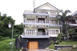 For Sale Rumah Mewah Exclusive di Coblong, Bandung For Sale Rumah Mewah Exclusive di Coblong, Bandung