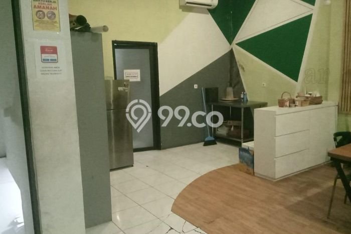 Disewakan Ruko di Pusat Kota Jakarta Selatan Ramai Strategis Disewakan Ruko di Pusat Kota Jakarta Selatan Ramai Strategis