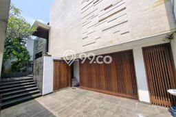 Rumah Luxury Modern Tanpa Renovasi di Pondok Indah Jakarta Selatan Rumah Luxury Modern Tanpa Renovasi di Pondok Indah Jakarta Selatan