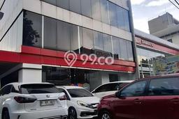 Komersial Disewa di Jakarta Selatan dengan LB 1800m2 Area Komersial Ramai Komersial Disewa di Jakarta Selatan dengan LB 1800m2 Area Komersial Ramai
