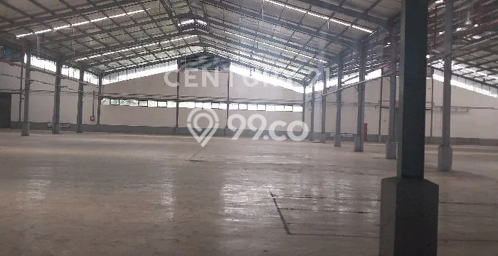 AREA PROSPEKTIF! Gudang di Lippo Cikarang, Luas 4320m², Pusat Perdagangan AREA PROSPEKTIF! Gudang di Lippo Cikarang, Luas 4320m², Pusat Perdagangan
