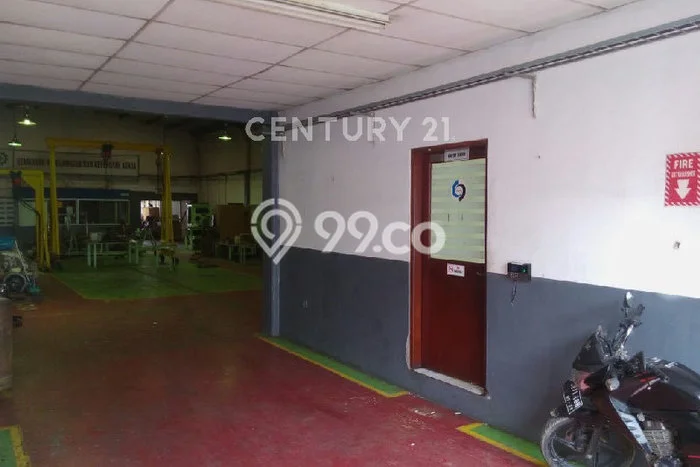 Unit Pabrik Disewakan di Cikarang di Area Ramai & Strategis Unit Pabrik Disewakan di Cikarang di Area Ramai & Strategis