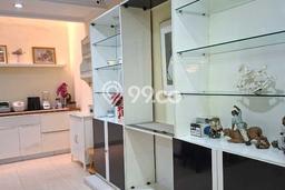 Hunian Eksklusif Siap Huni LT 220m2 di Kelapa Gading, Jakarta Utara Hunian Eksklusif Siap Huni LT 220m2 di Kelapa Gading, Jakarta Utara