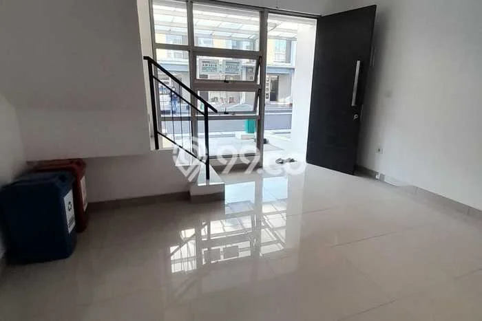 For Sale Hunian Rumah Terawat 2 Kamar di Teluk Naga, Tangerang For Sale Hunian Rumah Terawat 2 Kamar di Teluk Naga, Tangerang