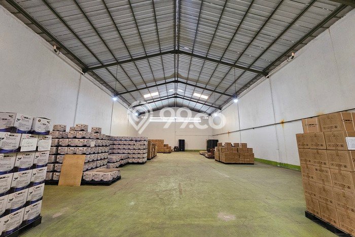 Lokasi Strategis! Dijual Gudang Bisnis di Tangerang, Tangerang Kondisi Baik Lokasi Strategis! Dijual Gudang Bisnis di Tangerang, Tangerang Kondisi Baik