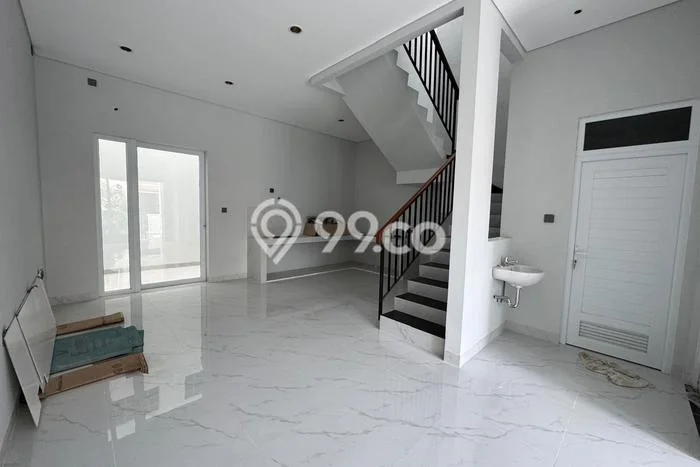 Jual Rumah Eksklusif 3 KT di Gading Serpong, Tangerang Jual Rumah Eksklusif 3 KT di Gading Serpong, Tangerang