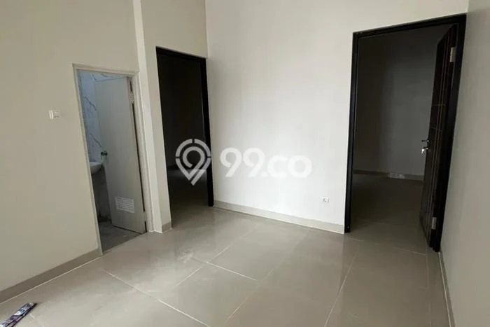 Jual Rumah Eksklusif 4 KT di Sektor 8-Gading Serpong, Tangerang Jual Rumah Eksklusif 4 KT di Sektor 8-Gading Serpong, Tangerang