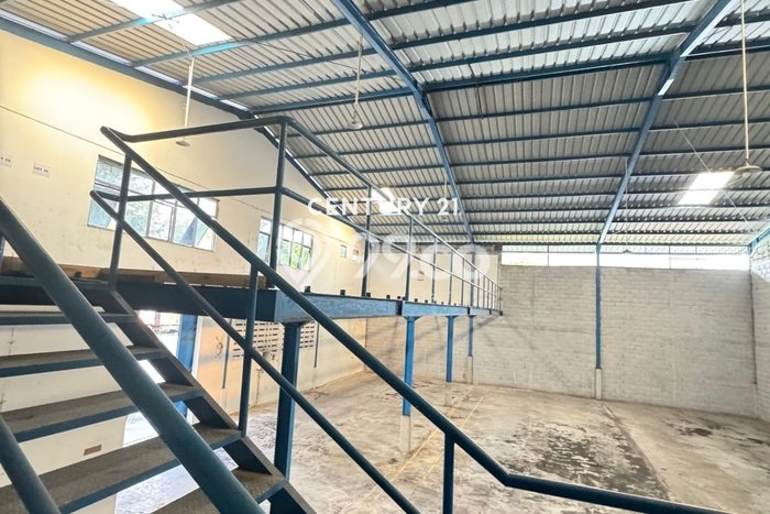 Gudang Disewa di Bekasi dengan LB 600m2 Area Komersial Ramai Gudang Disewa di Bekasi dengan LB 600m2 Area Komersial Ramai
